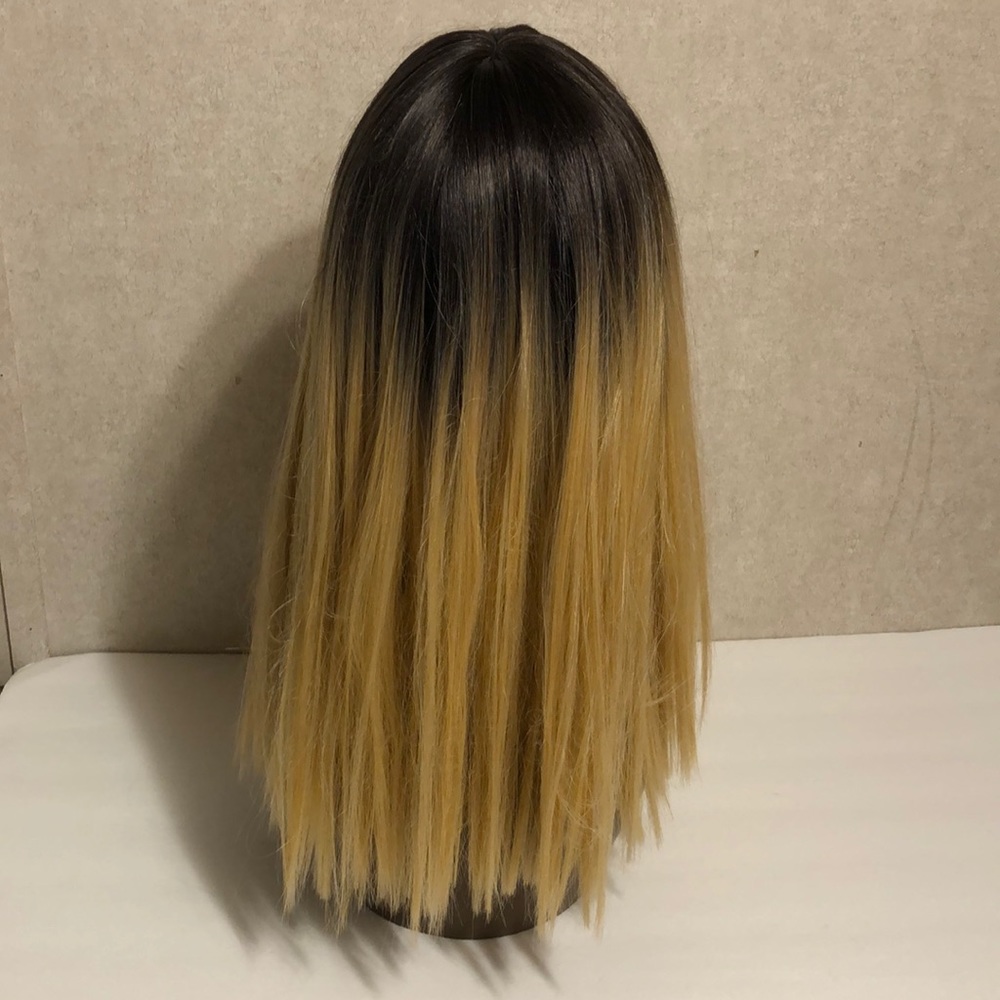 Quick weave wig - Picture 2 of 3
